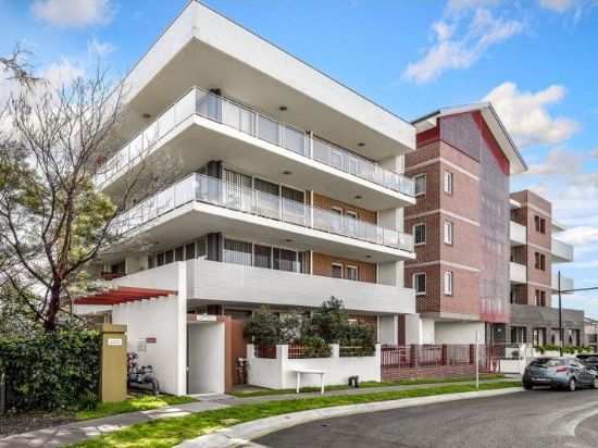 18/54 Santana Road, Campbelltown, NSW 2560