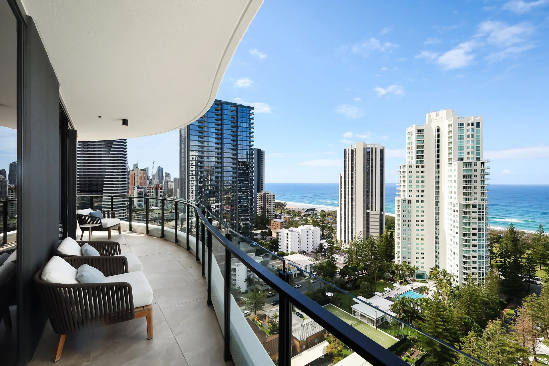 1802/33 Surf Parade, Broadbeach, Qld 4218
