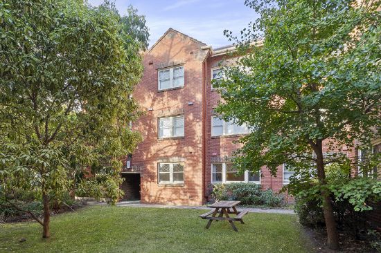 19/17A Milton Street, Elwood, Vic 3184