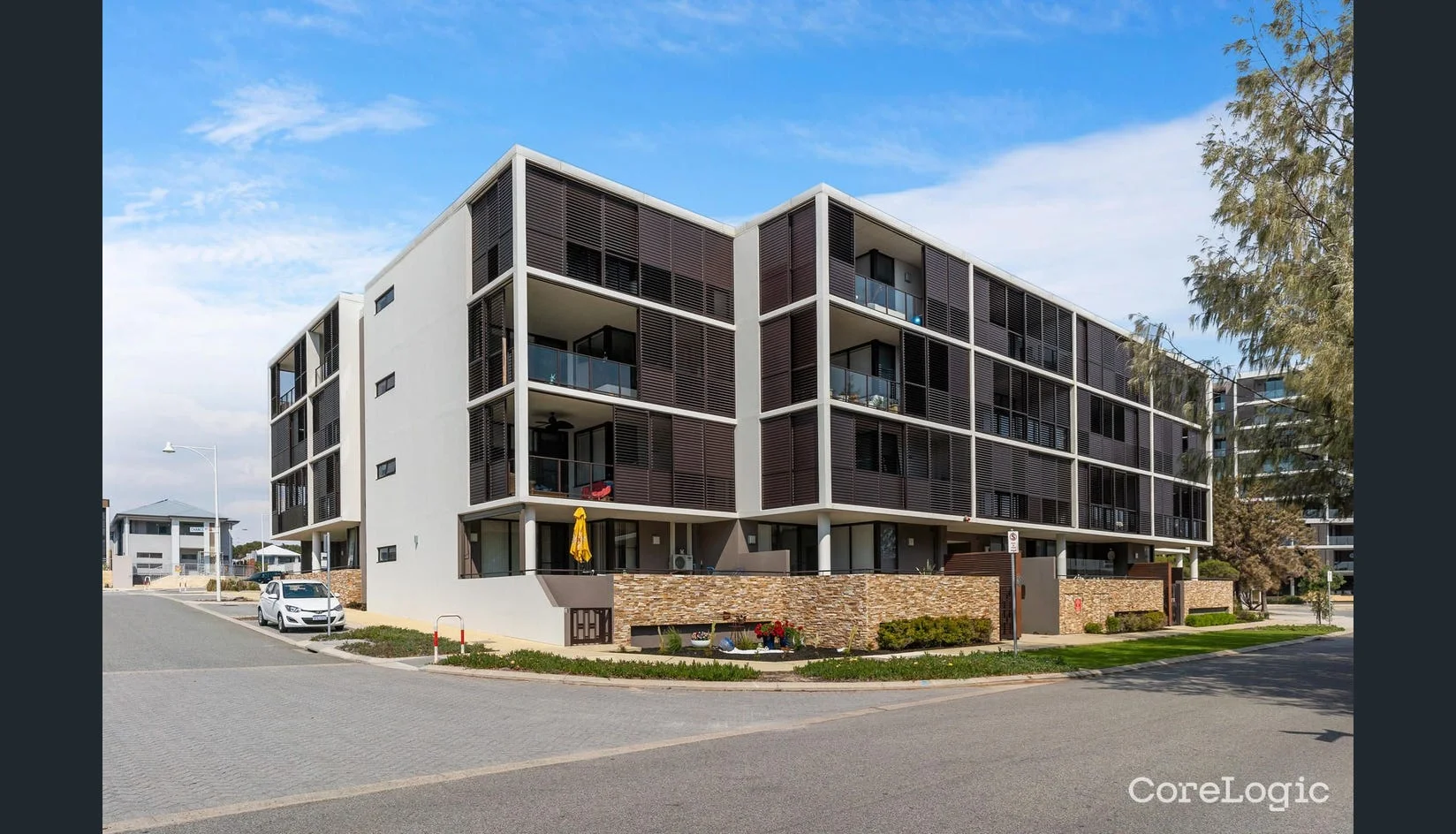 19/20 Medina Parade, North Coogee, WA 6163