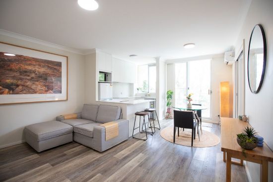 19-25 Queen St, Newtown, NSW 2042