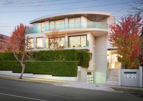 2/12a Bruce Street, Toorak, Vic 3142