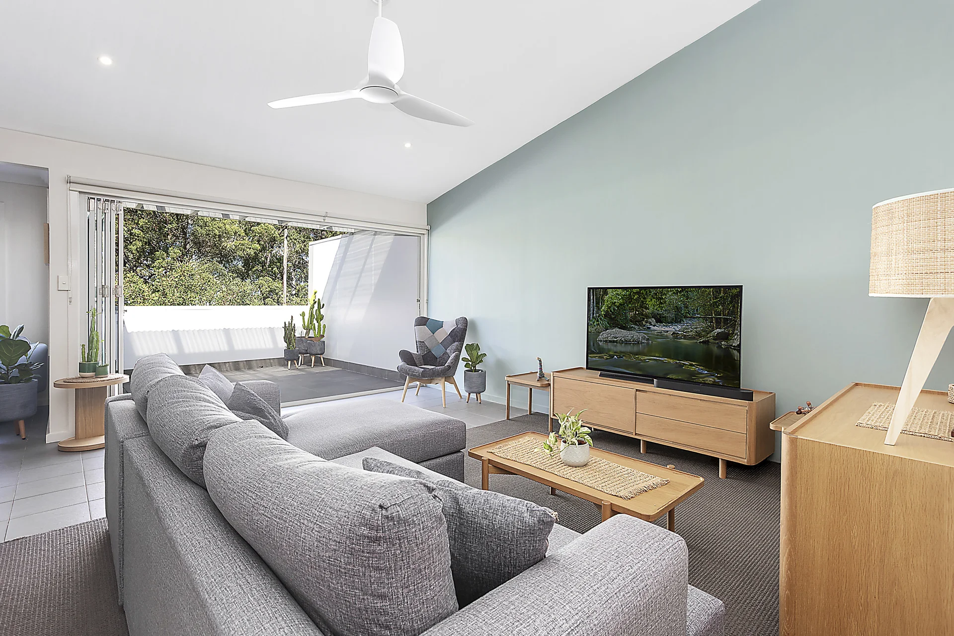 2/1337 Princes Highway, Heathcote, NSW 2233