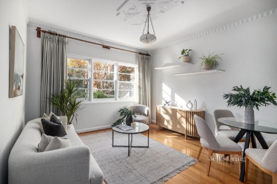 2/14 Garden Avenue, East Melbourne, Vic 3002
