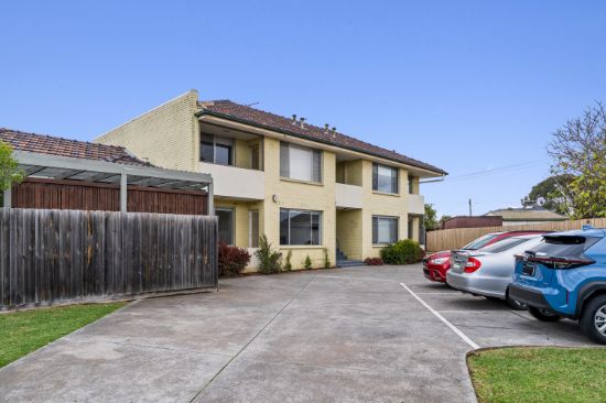 2/2 May Street, Altona North, Vic 3025