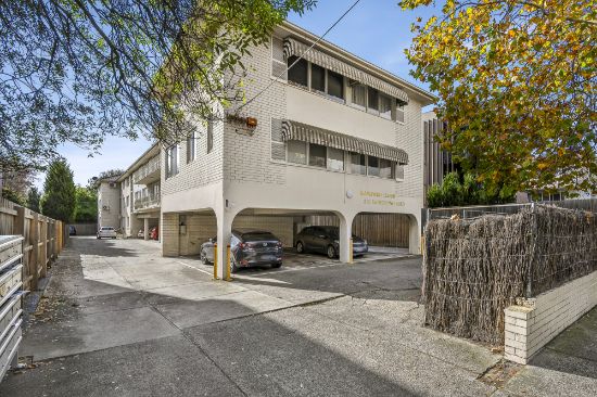 2/231 Dandenong Road, Windsor, Vic 3181