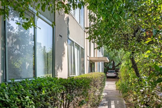 2/289 Nicholson Street, Carlton, Vic 3053