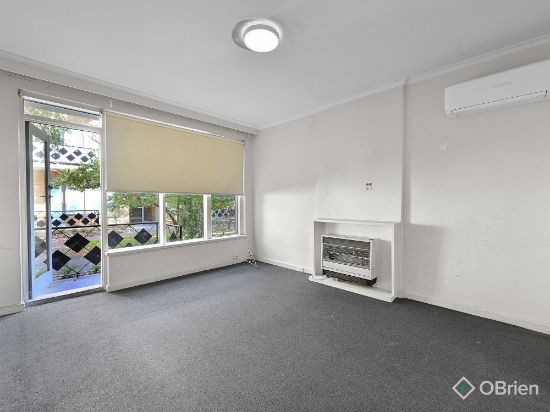 2/3 Wimbledon Avenue, Elwood, Vic 3184