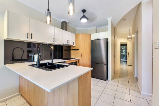 2/31 Lindsay Street, Darwin City, NT 0800