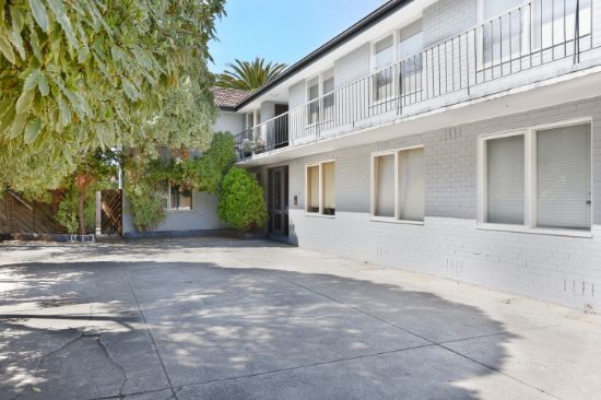 2/45  Station Street, Fairfield, Vic 3078