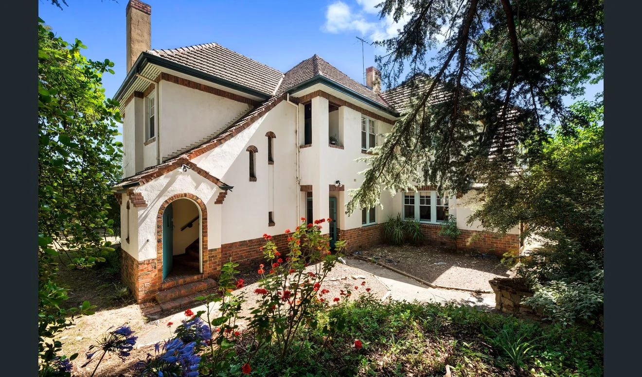 2/63 Wattle Valley Road, Canterbury, Vic 3126