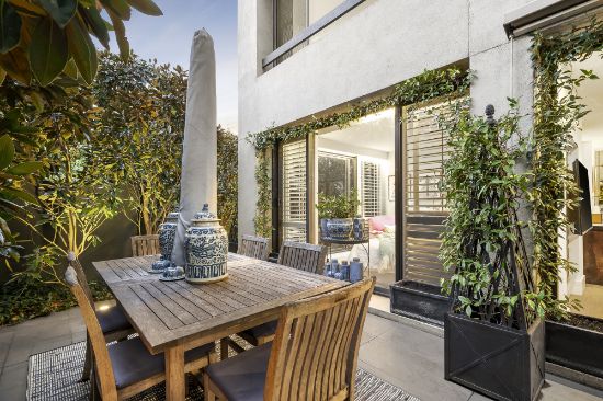 2/703 Orrong Road, Toorak, Vic 3142