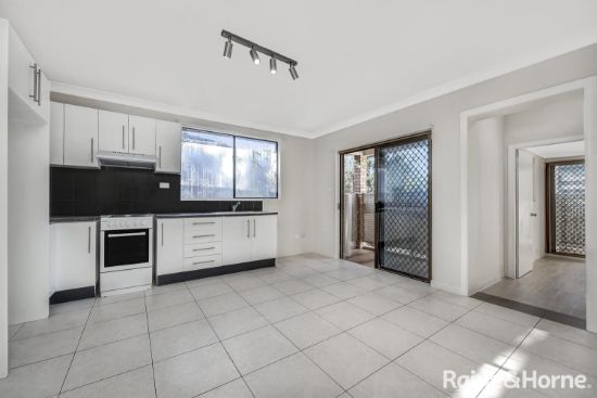 2/7a Cahill Place, Marrickville, NSW 2204