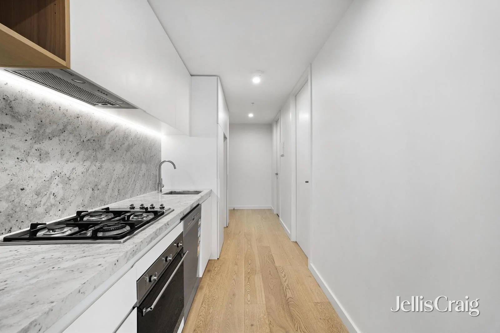 201/12 Queen Street, Blackburn, Vic 3130