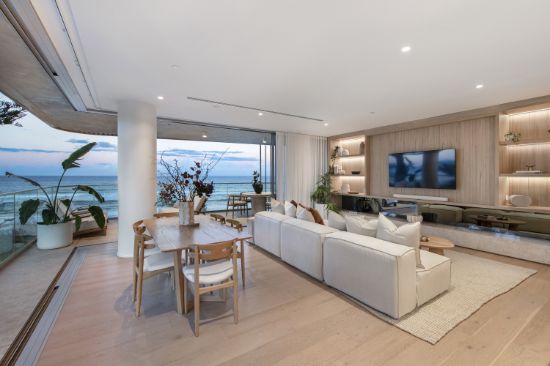 201/474 The Esplanade, Palm Beach, Qld 4221