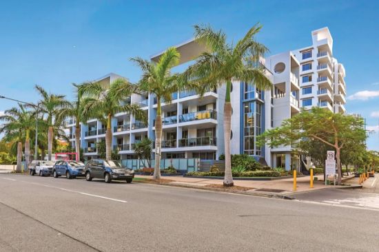 207/3 Como Crescent, Southport, Qld 4215