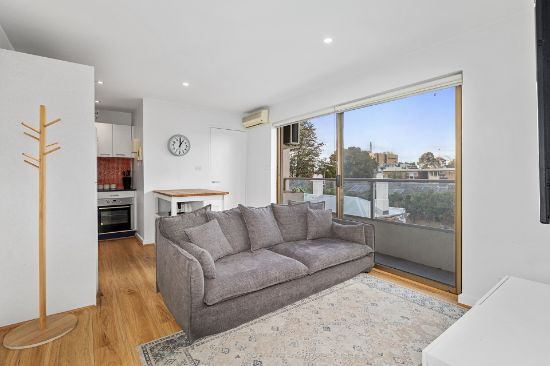 207/64 Wellington Street, St Kilda, Vic 3182