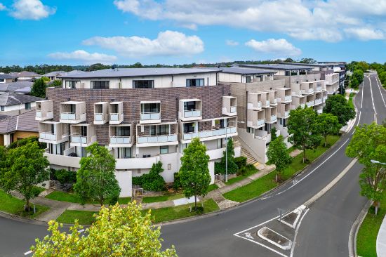 21/1 Glenmore Ridge Drive, Glenmore Park, NSW 2745