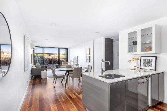 210/88 Dow Street, Port Melbourne, Vic 3207