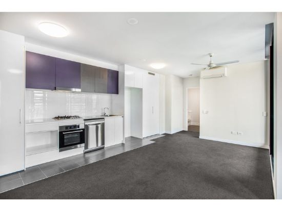 2103/10 Stanley Lane, Southport, Qld 4215