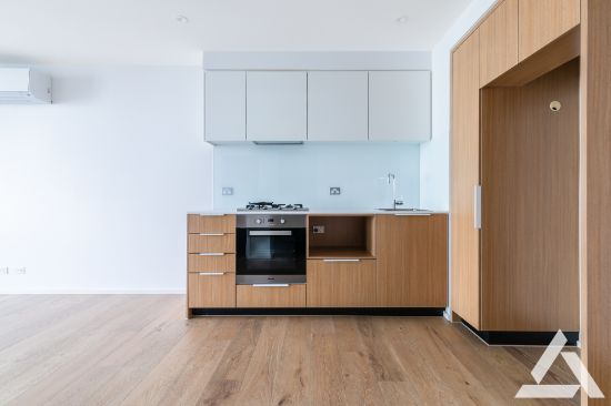 2108E/888 Collins Street, Docklands, Vic 3008