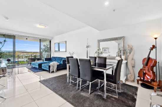21108/5 Harbour Side Court, Biggera Waters, Qld 4216