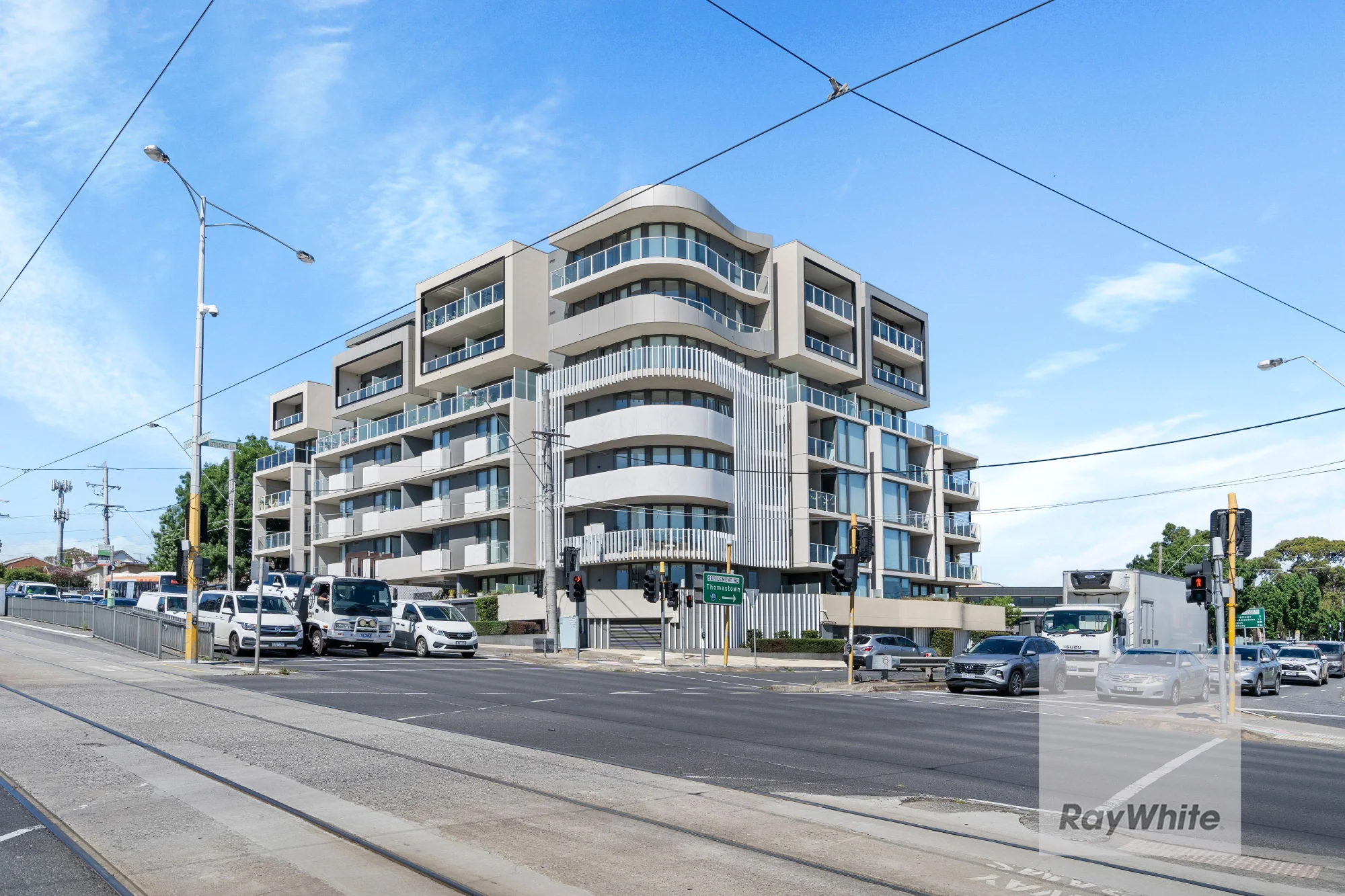 215/21 Plenty Road, Bundoora VIC 3083