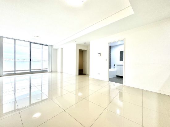 216/301 Old Northern Road, Castle Hill, NSW 2154