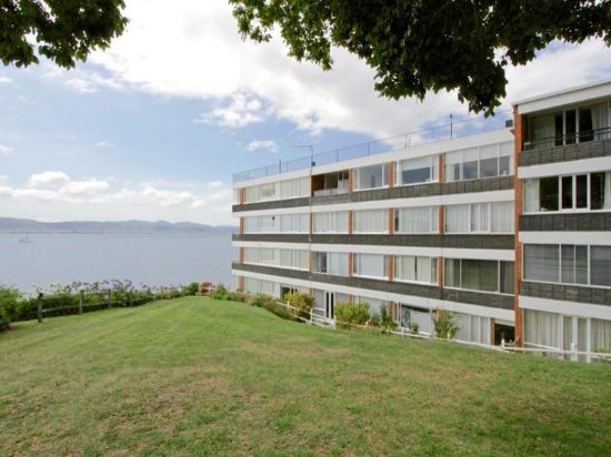 22/482 Sandy Bay Road, Sandy Bay, Tas 7005