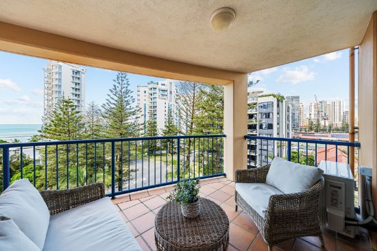 24/93 Old Burleigh Road, Broadbeach, Qld 4218