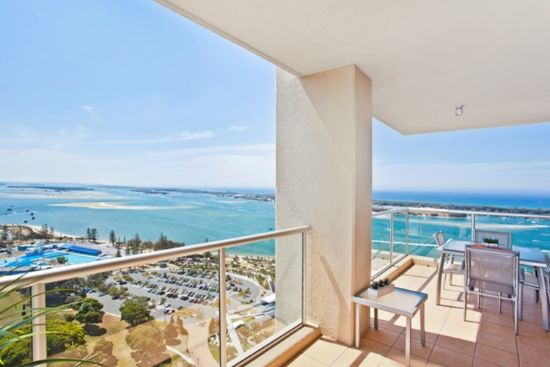 2402/Pivotal Point 50 Marine Parade, Southport, Qld 4215