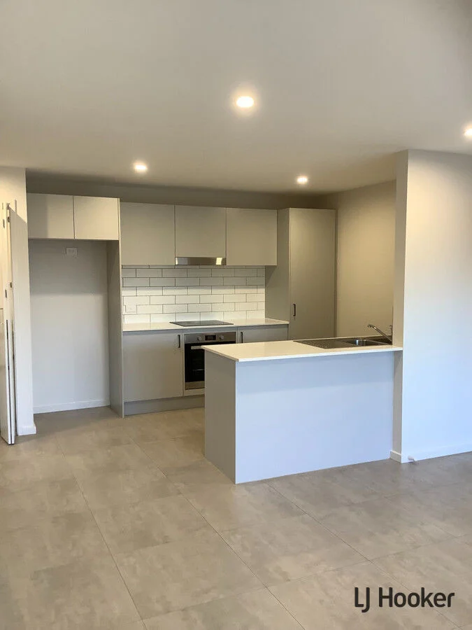 25/530 Cotter Road, Coombs, ACT 2611