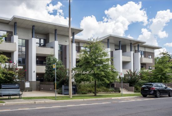 27/29 State Circle, Deakin, ACT 2600