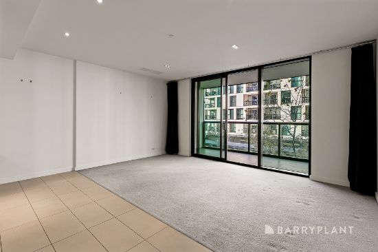 2E/8 Waterside Place, Docklands, Vic 3008