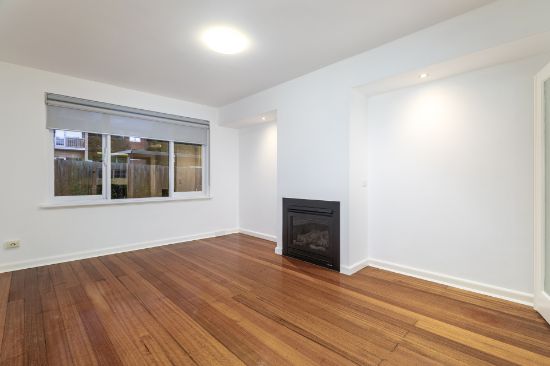 3/13a Hartpury Avenue, Elwood, Vic 3184