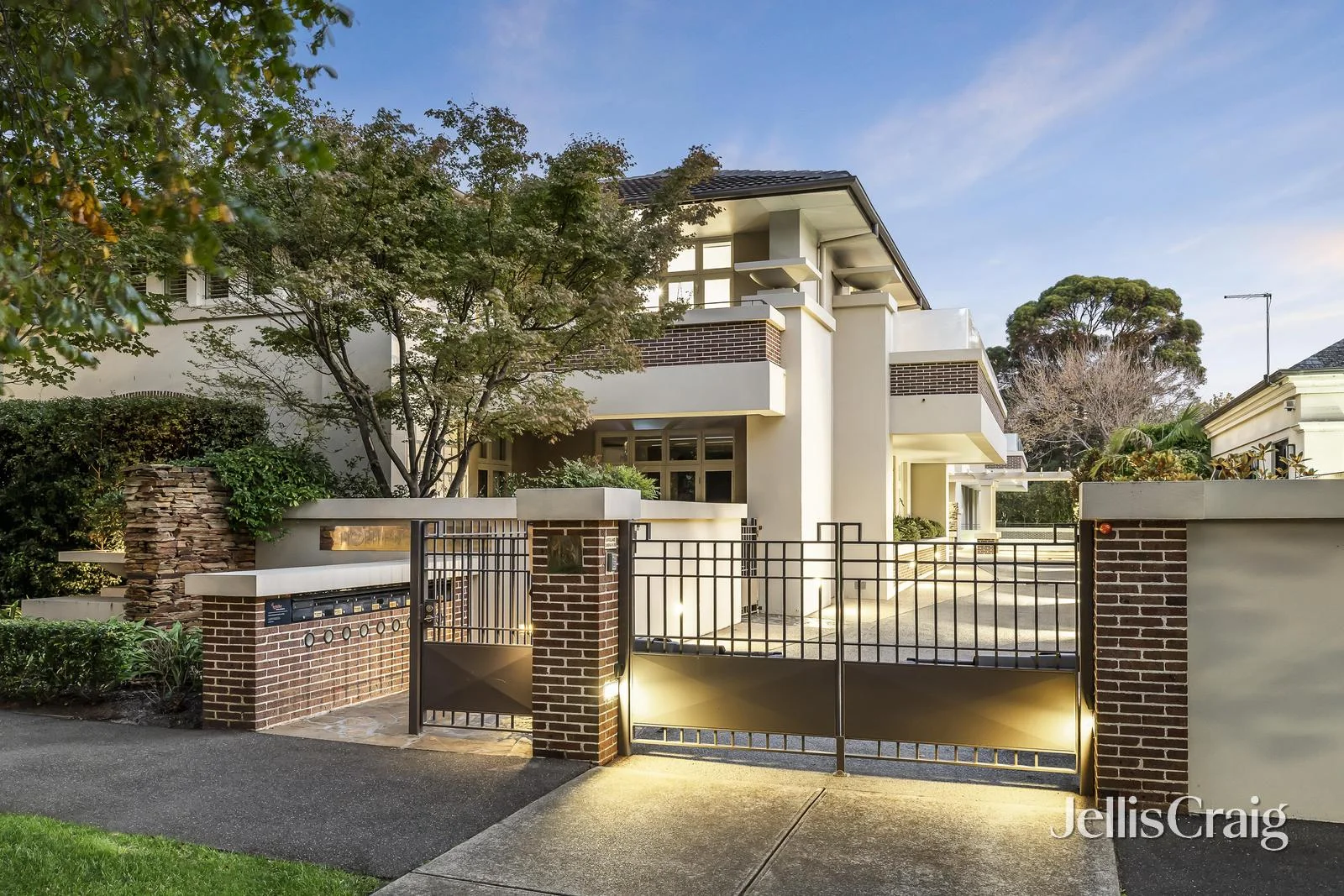 3/18 North Road, Brighton, Vic 3186