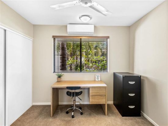 3/349-351 Lake Street, Cairns North, Qld 4870