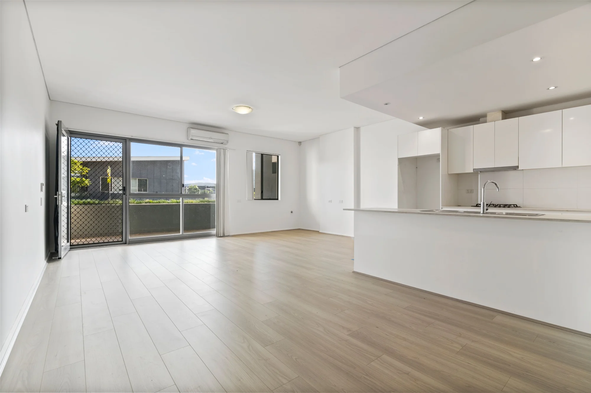 3/56 Lakeside Parade, JORDAN SPRINGS NSW 2747