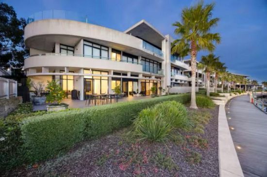 3/9 Waterfront Place, Safety Beach, Vic 3936