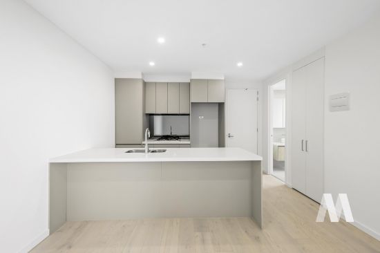 301/162 Whitehorse Rd, Blackburn, Vic 3130