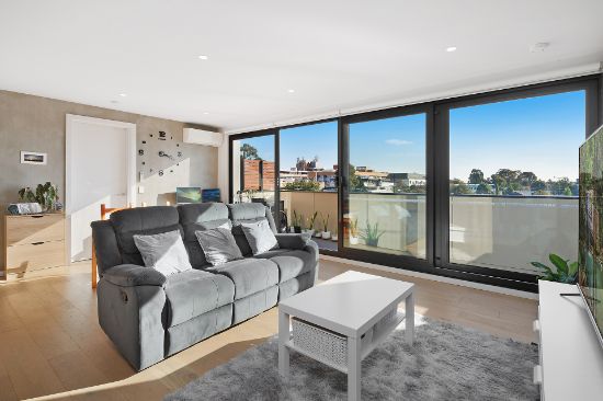 304/205-207 Ballarat Road, Footscray, Vic 3011