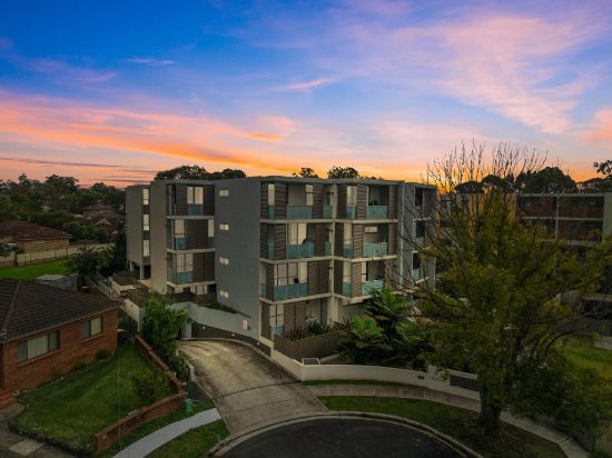 304/8 Harvey Place, Toongabbie, NSW 2146