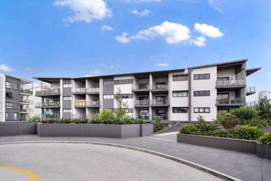306/112-114 Northcote Road, Greenacre, NSW 2190