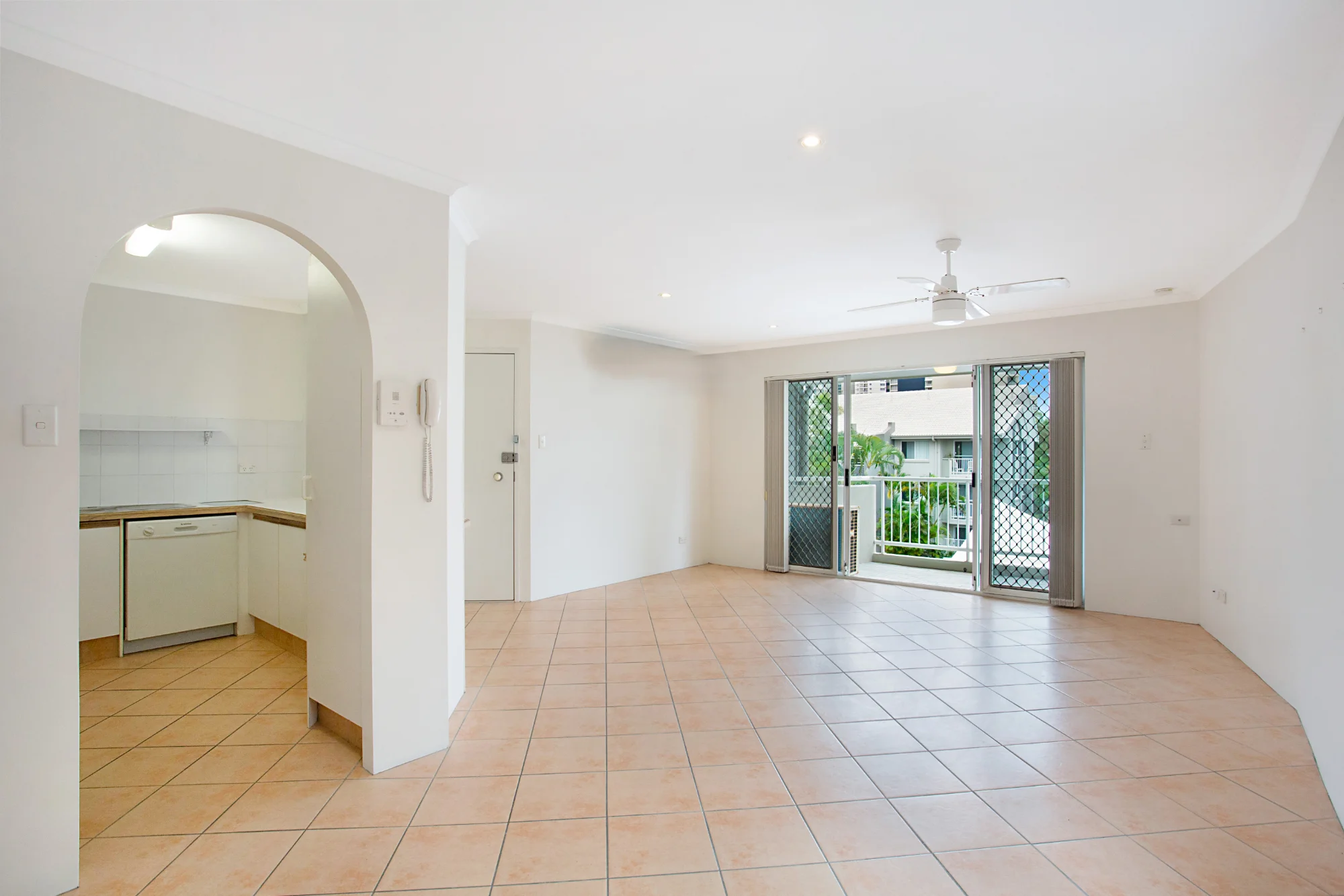 32/11 Breaker Street, Main Beach, Qld 4217