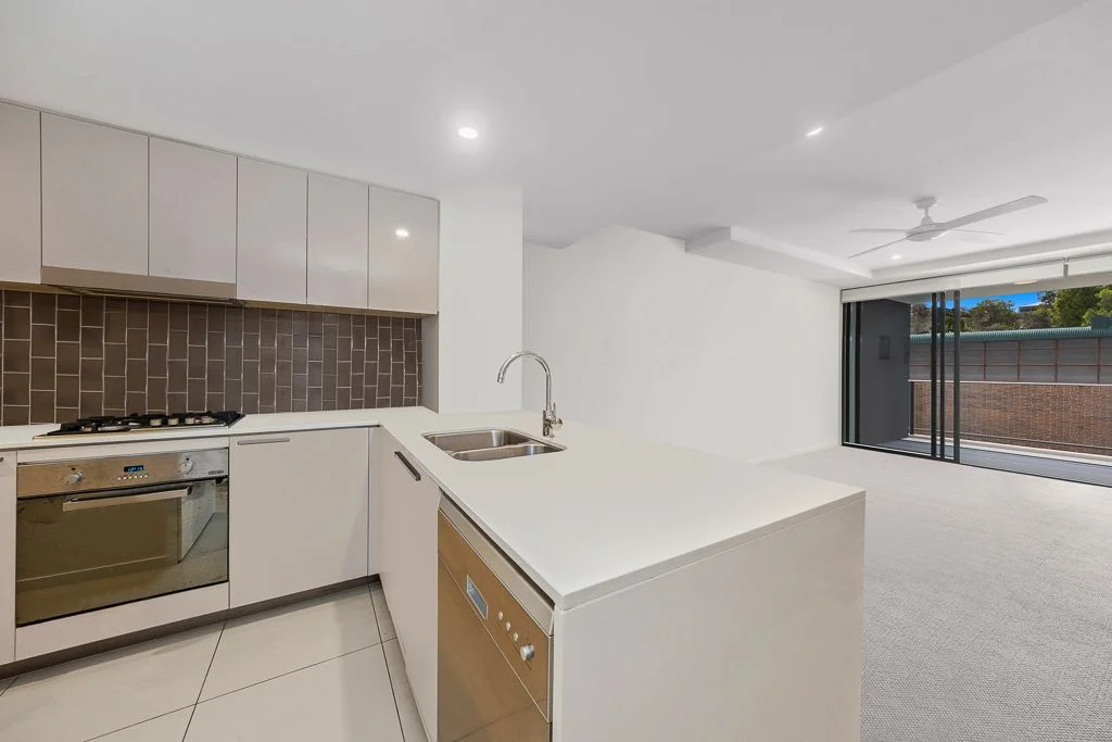 3313/35 Burdett Street, Albion QLD 4010