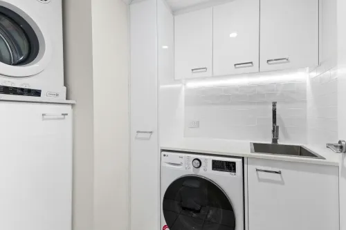 34/1-9 Hughes Avenue, Main Beach, Qld 4217-Image