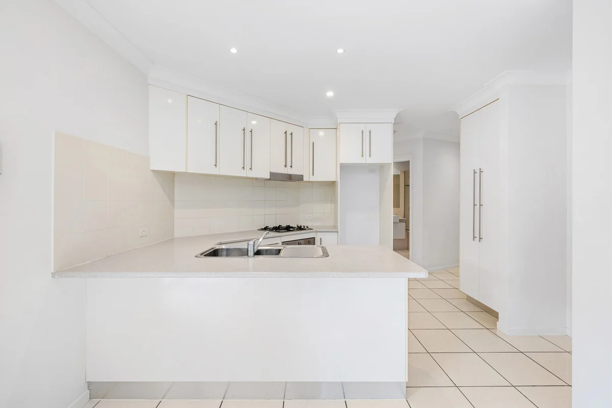 4/15 Adsett Street, Taringa, Qld 4068