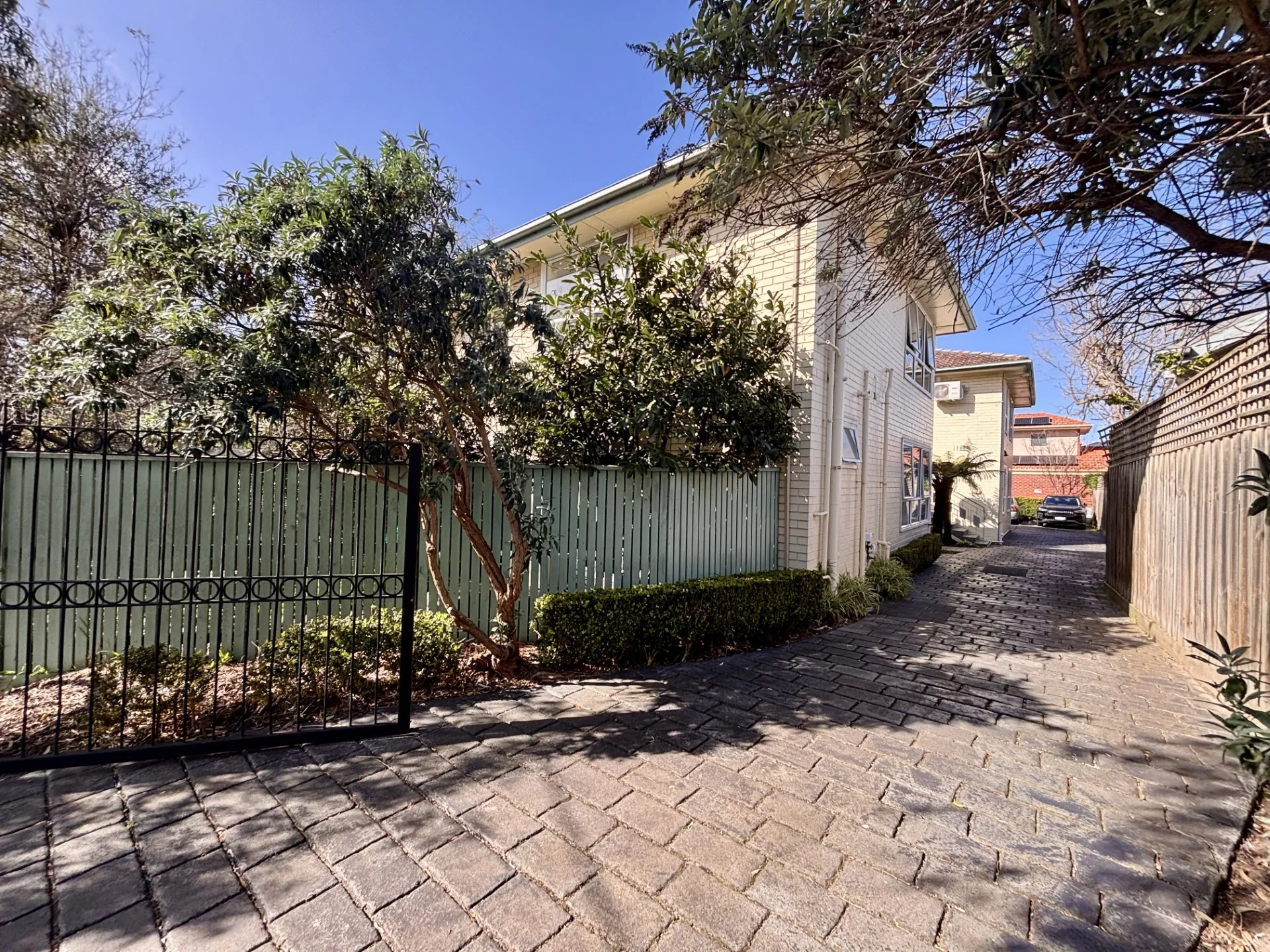 4/15 Railway Parade, Murrumbeena, Vic 3163