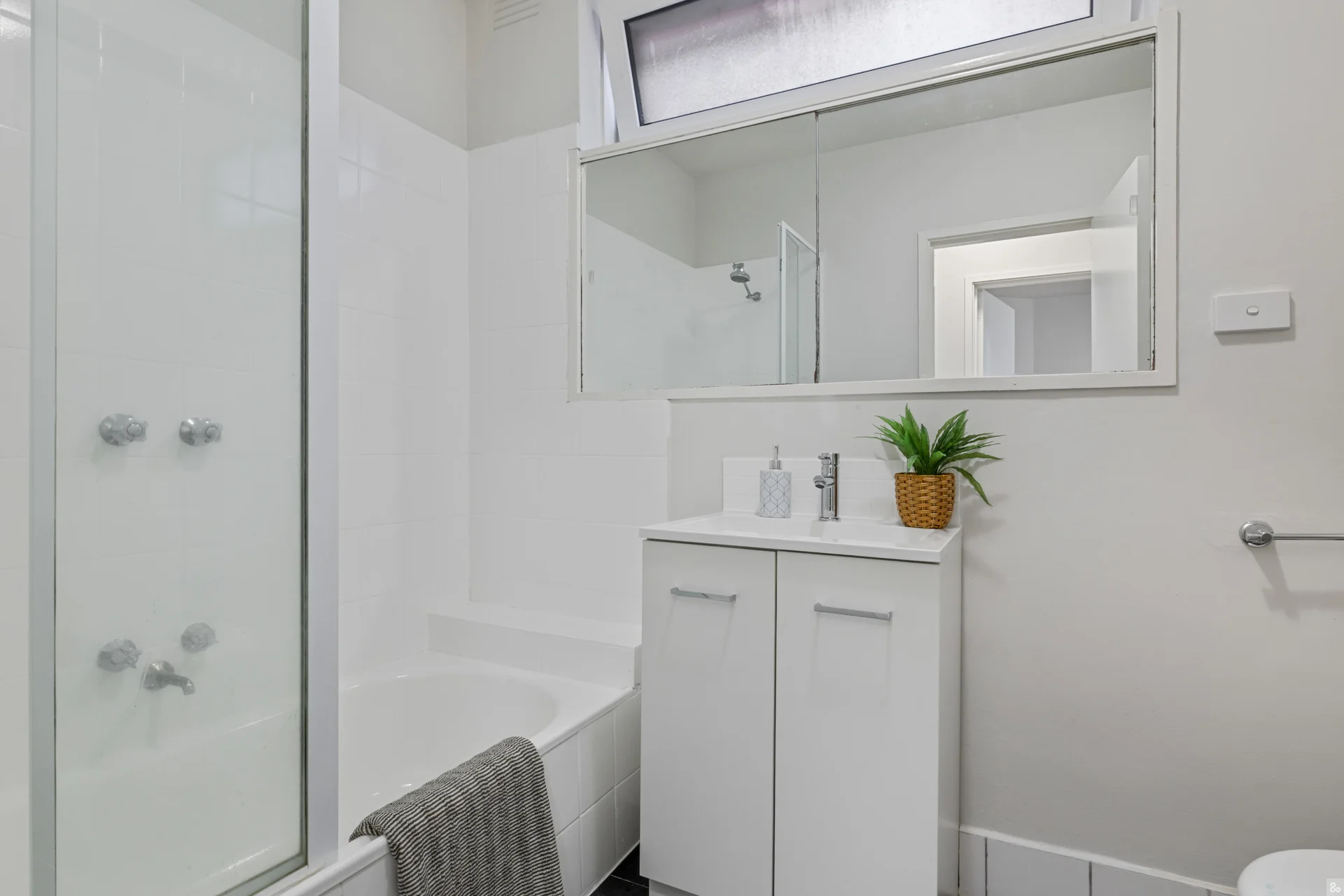 4/247 Gower Street, Preston, Vic 3072