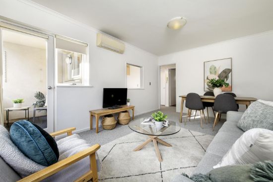 4/39 Walpole Street, Kew, Vic 3101